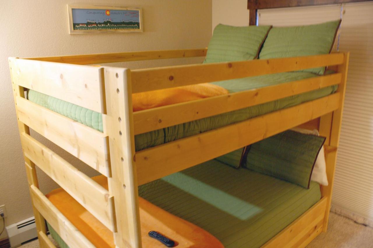 Pinecreek #E - 3 Bedroom - Pool And Hot Tub Access - Close To Town - Shuttle To Slopes Breckenridge Esterno foto